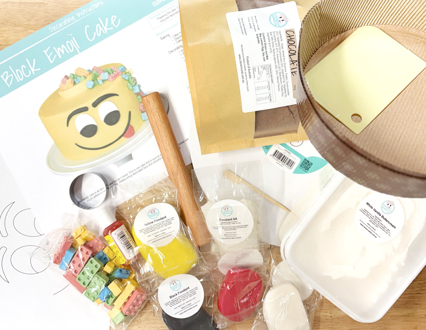 Block_Emoji_Cake_Kit_Contents_Pre-made_Icing2
