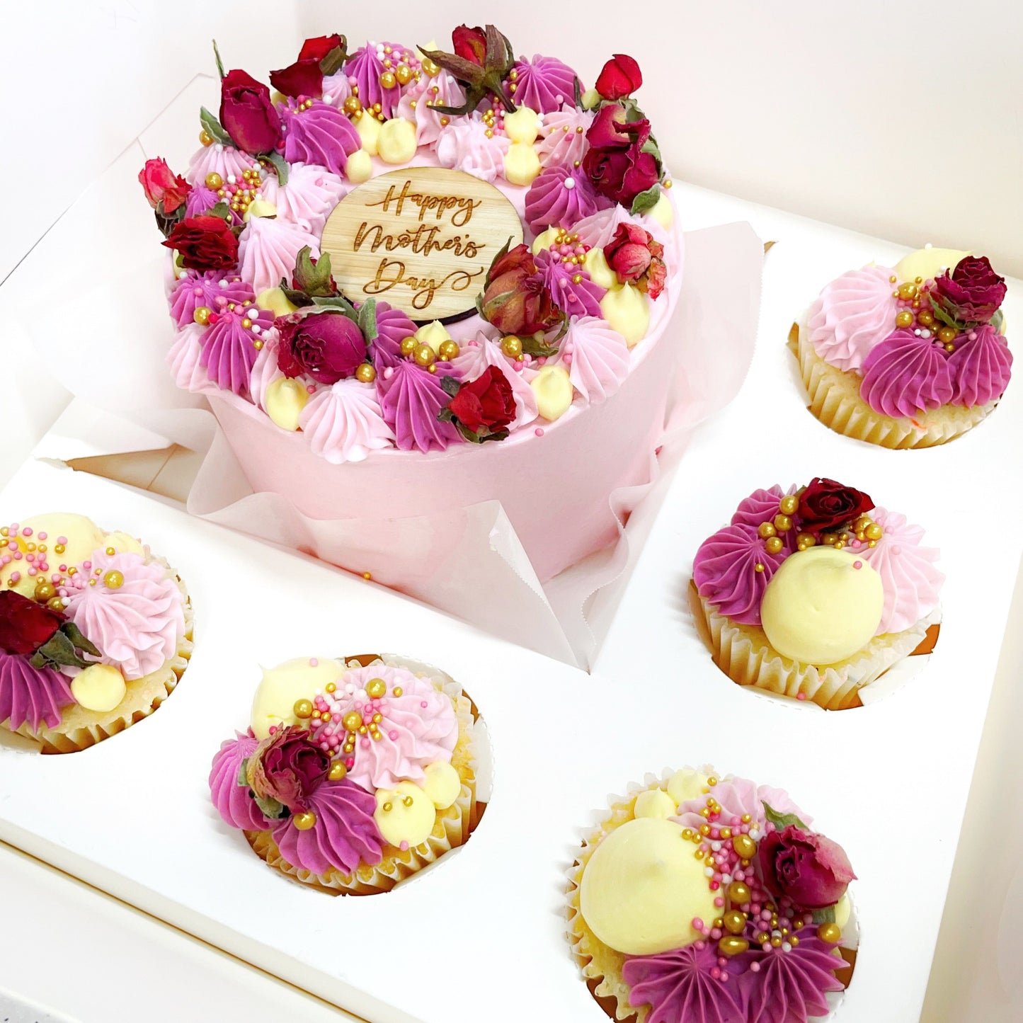 DIY_Cake_And_Cupcake_Kit_Bento_Box_For_Gifting_side_view