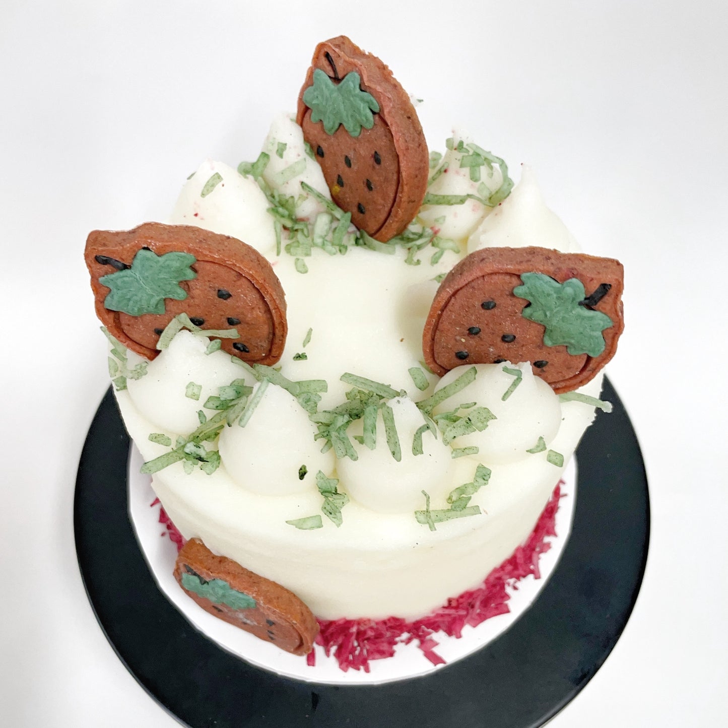 Strawberry_DIY_Doggy_Cake_Kit