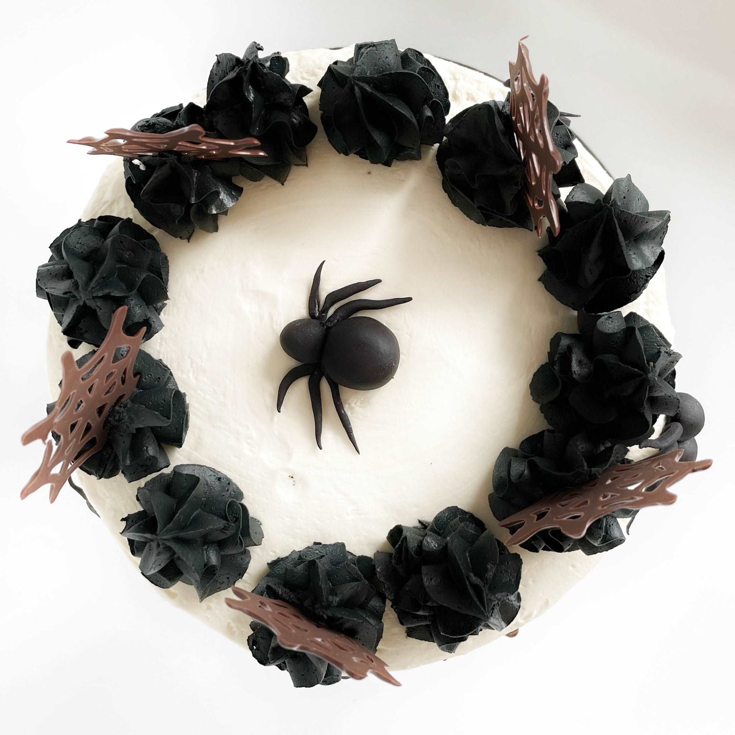 Spider DIY Cake Kit, Black Widow Cake, Spider Cake, DIY cake kit, Black and White Cake Kit, Halloween Cake Kit, Creepy Cake, Insect Cake.