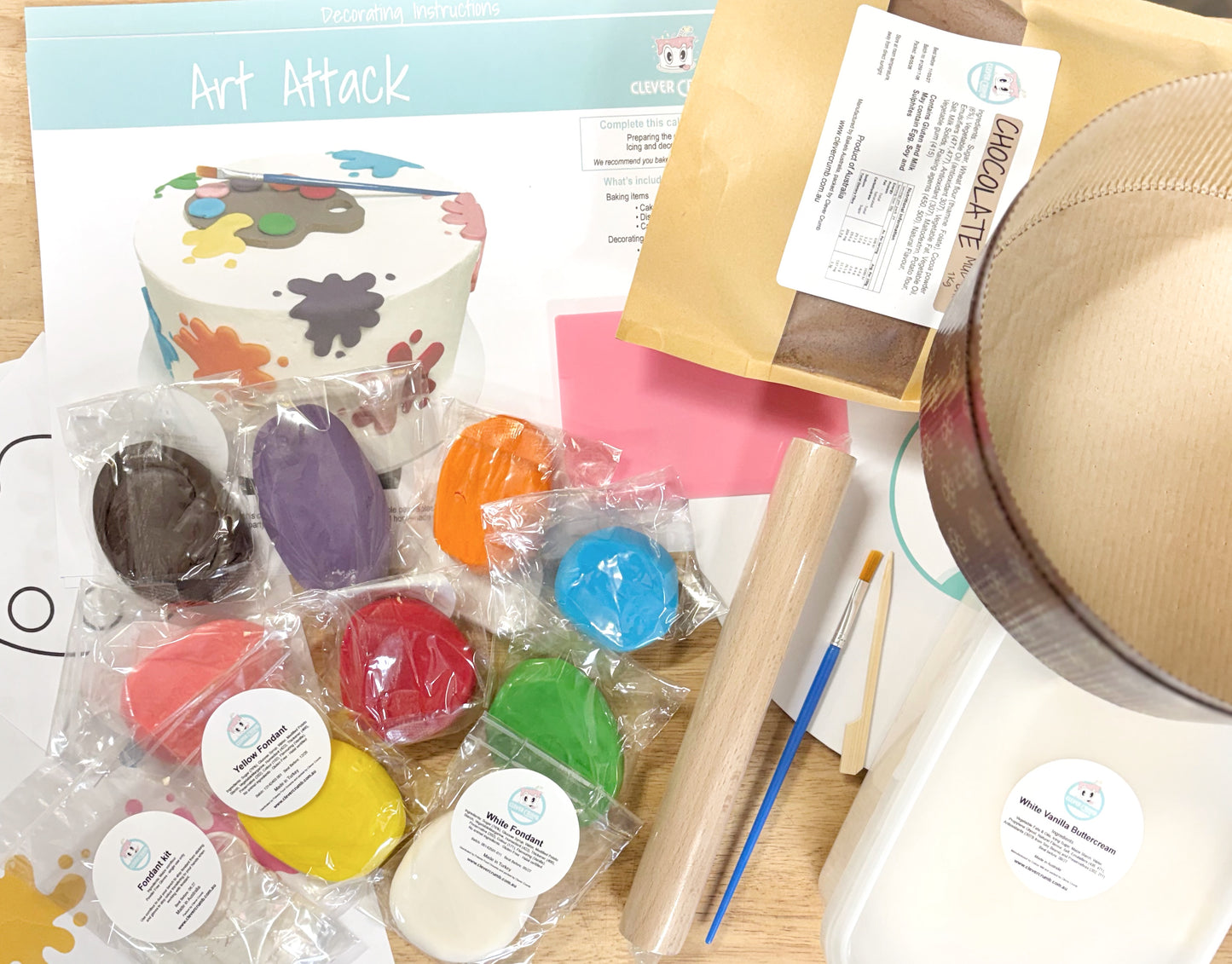 Art Attack Cake Kit