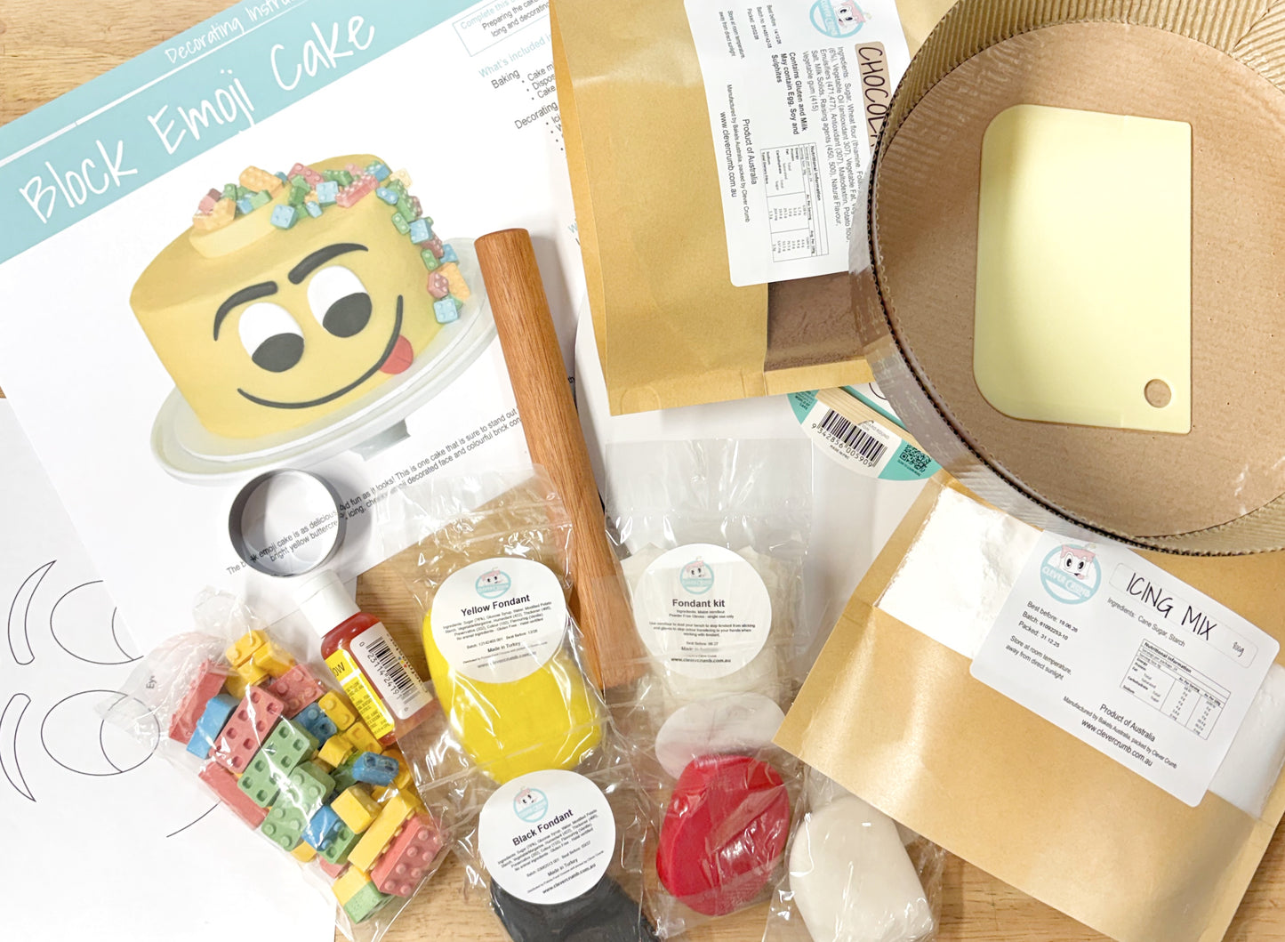 Block_Emoji_Cake_Kit_Contents_Standard_Icing2