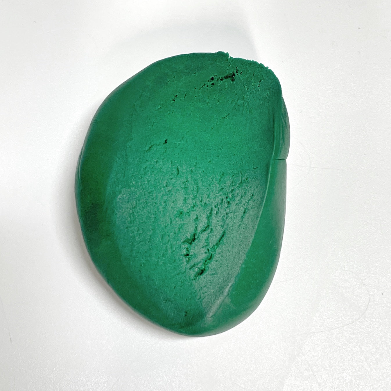 Dark_green_fondant_icing