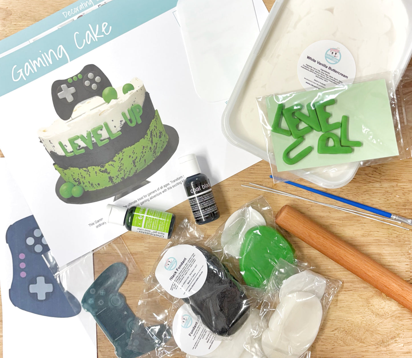 Gaming_Cake_Decorating_Kit_Contents_Pre-made_Icing