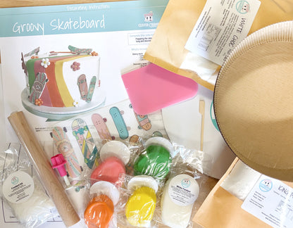 Groovy_Skateboard_Cake_Kit_Contents_Standard_Icing