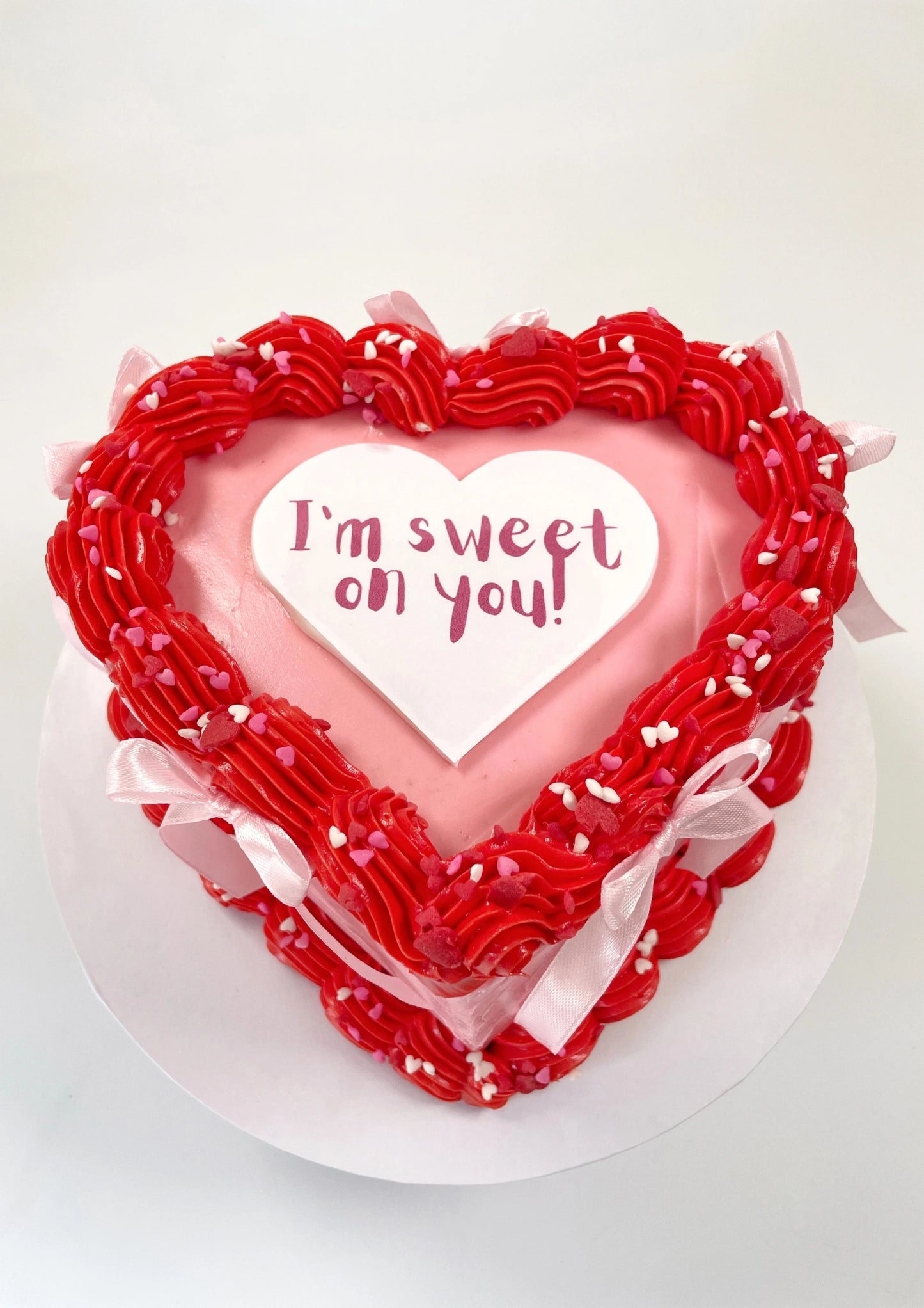 Love_Heart_Cake_Kit_Valentines_Day_Cake_Front