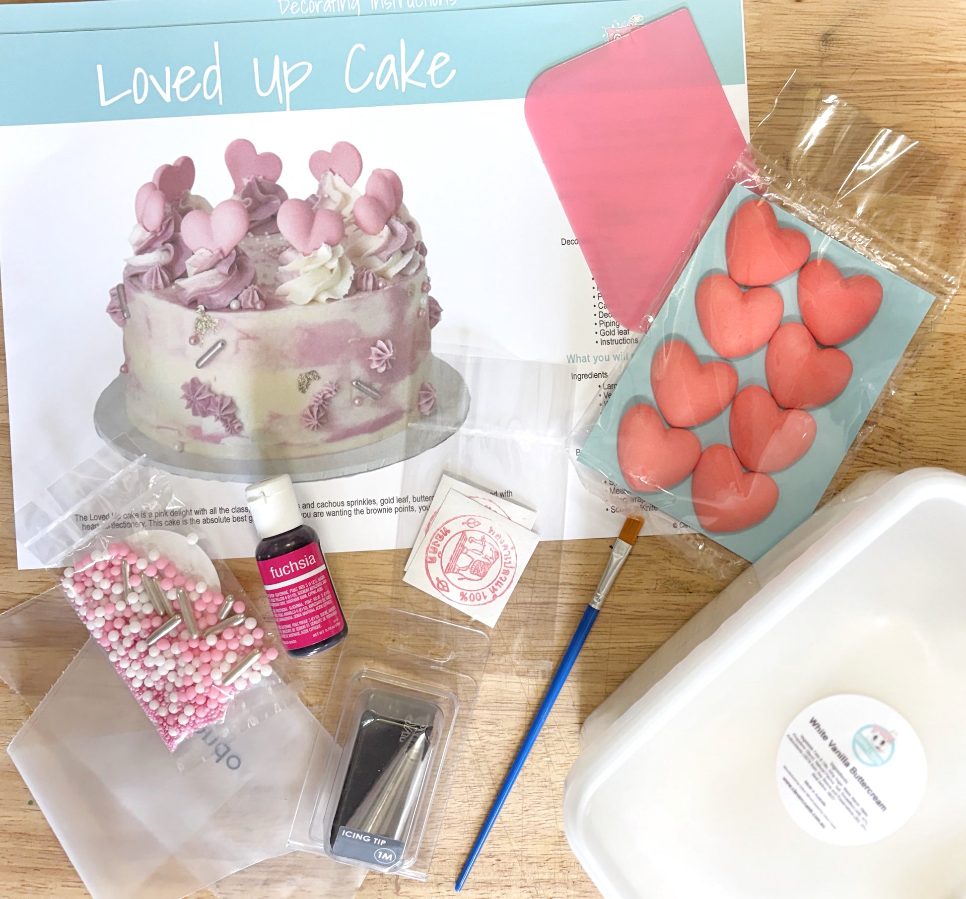 Loved_Up_Cake_Decorating_Kit_Contents_Pre-amde_Icing