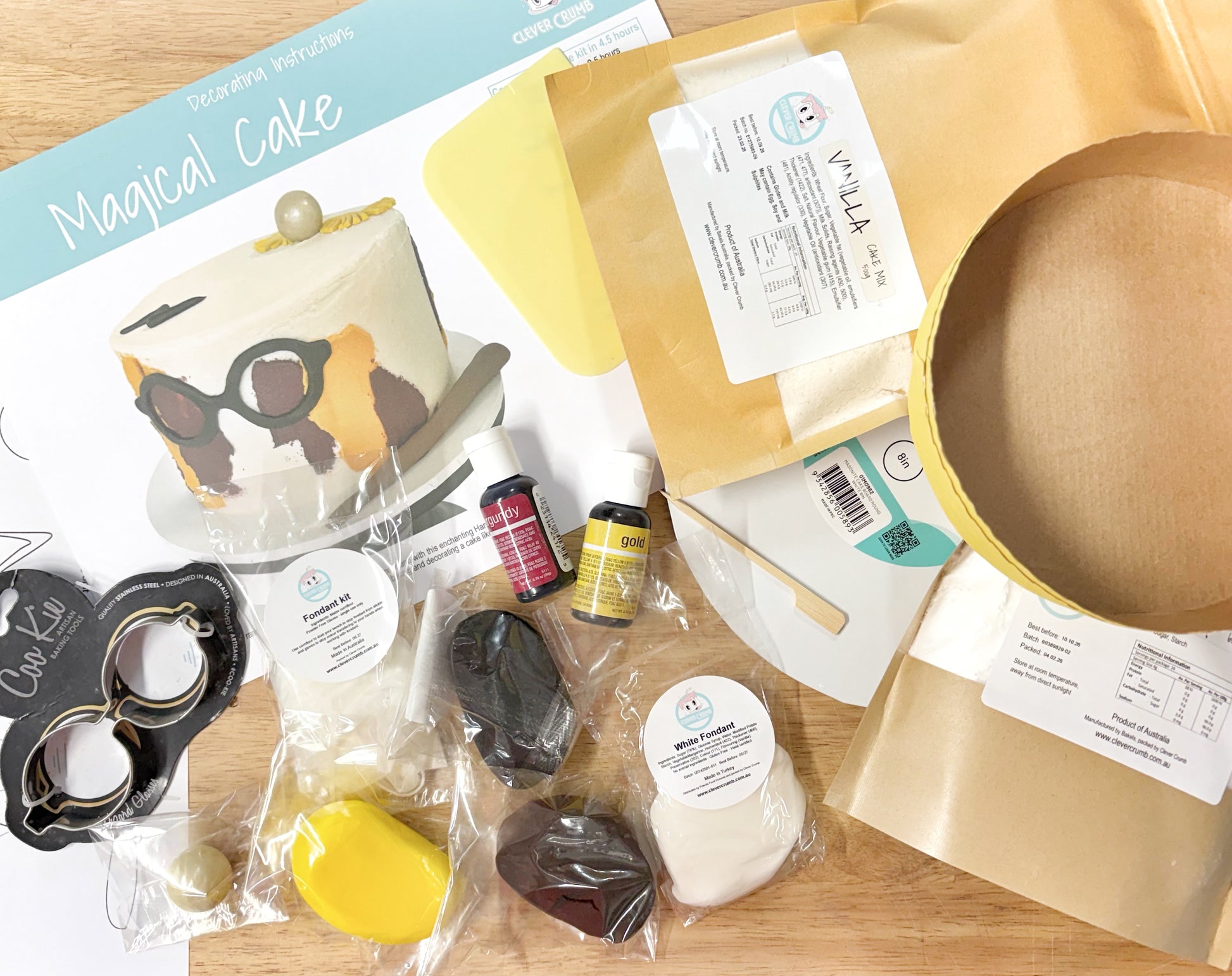 Magical_Cake_Kit_Contents_Standard_Icing