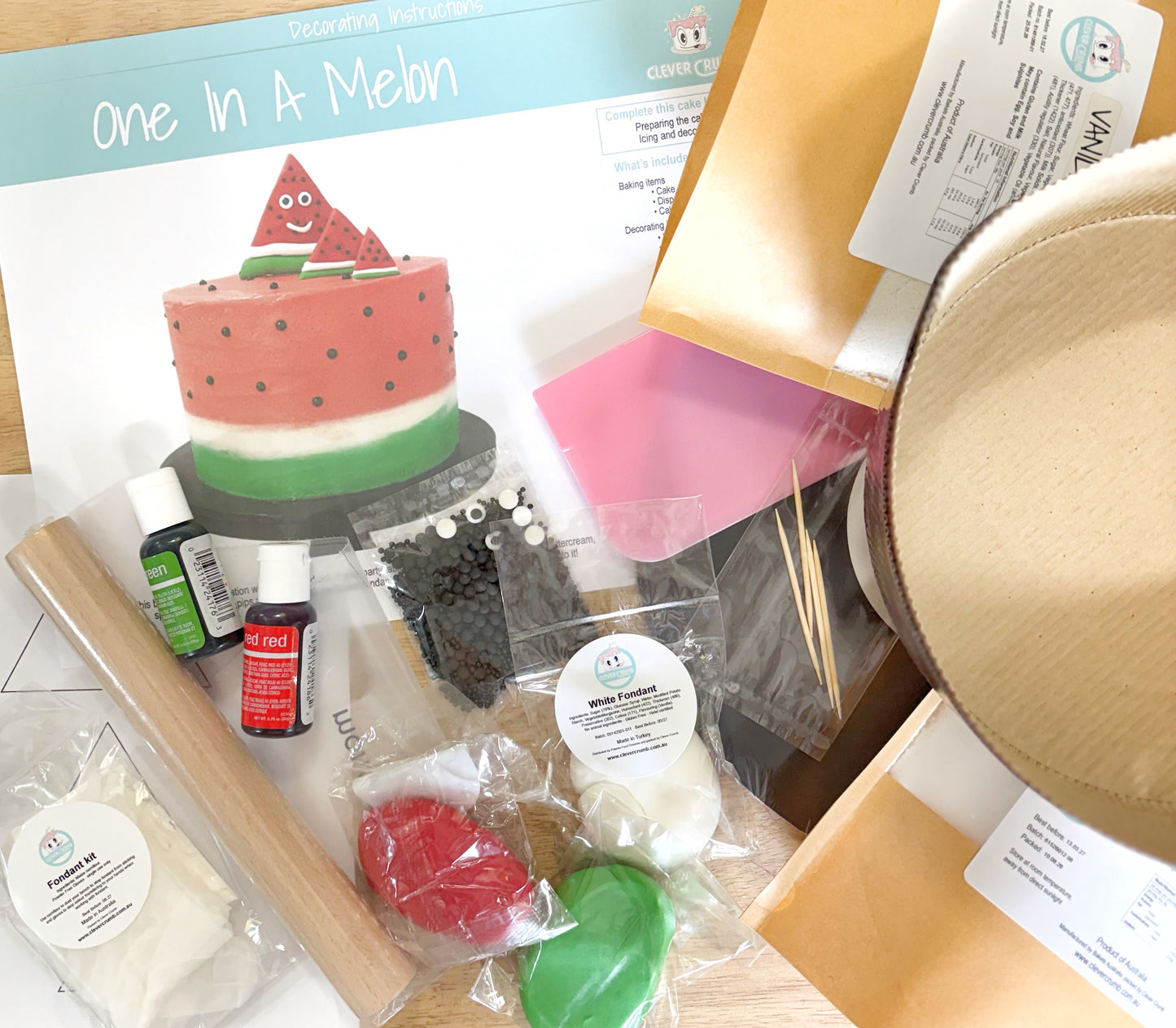 One_In_A_Melon_Cake_Kit_Contents_Standard_Icing