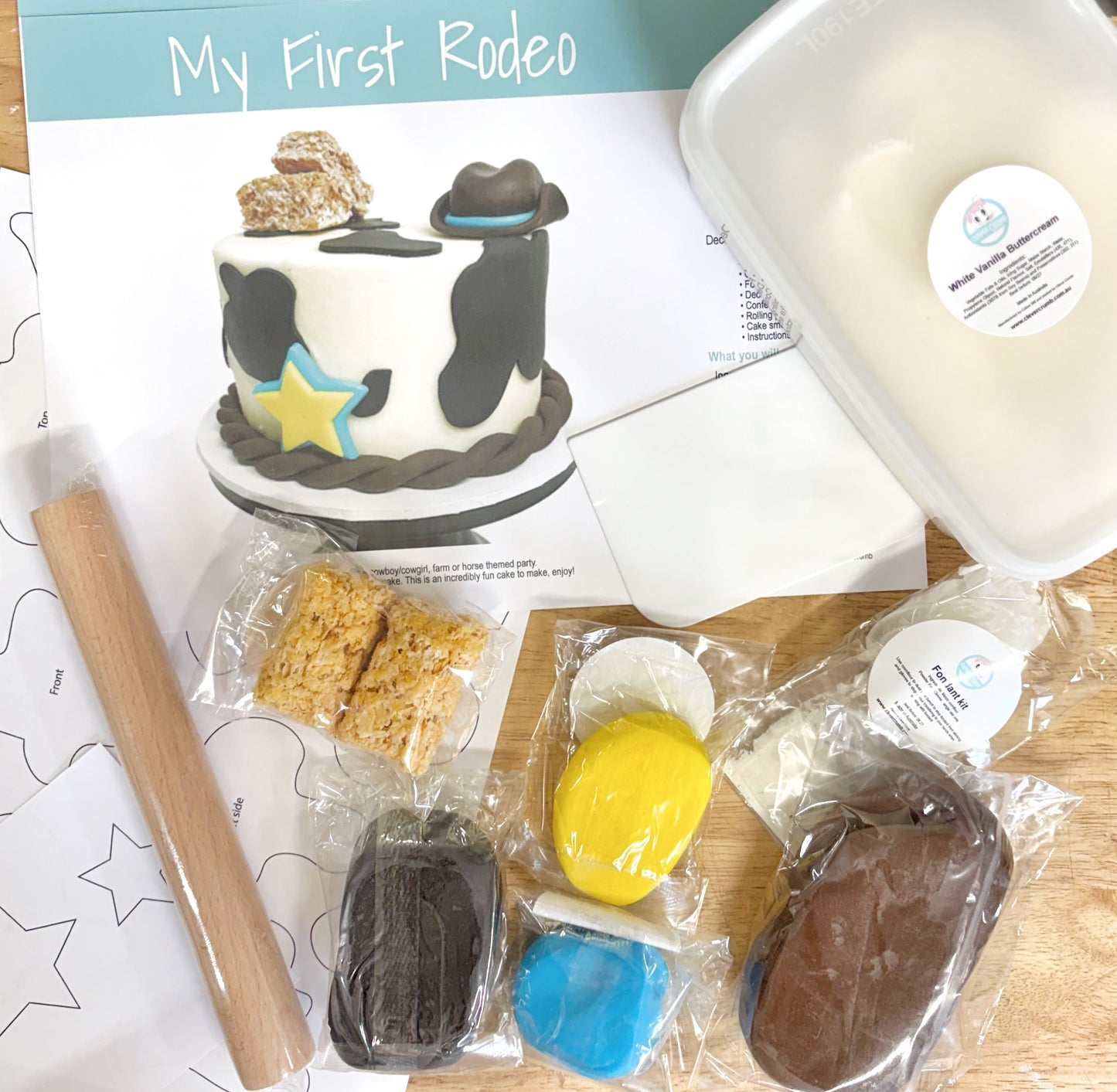 Rodeo_Cake_Decorating_Kit_Contents_Pre-made_Icing