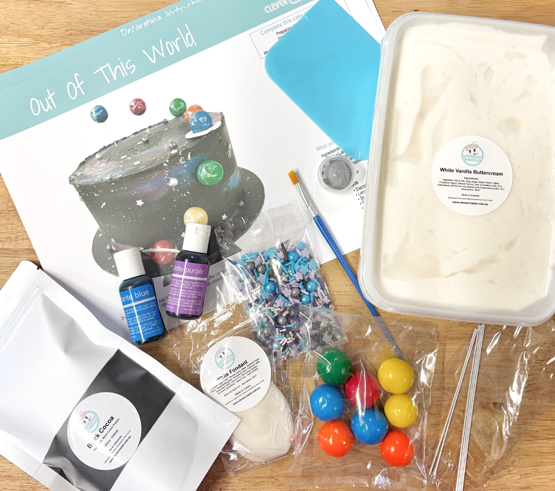 Space_Cake_Decorating_Kit_Contents_Pre-made_Icing