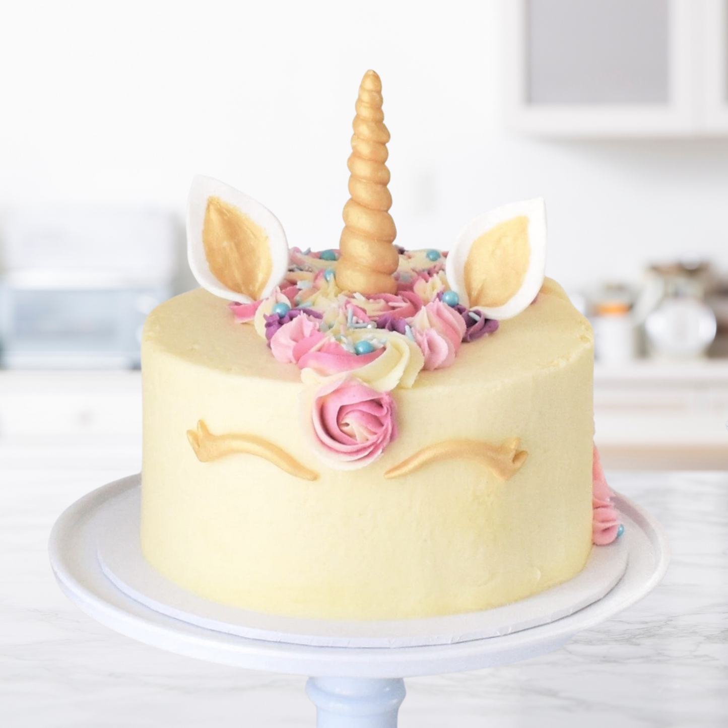 Unicorn_Finished_Cake_In_Kitchen