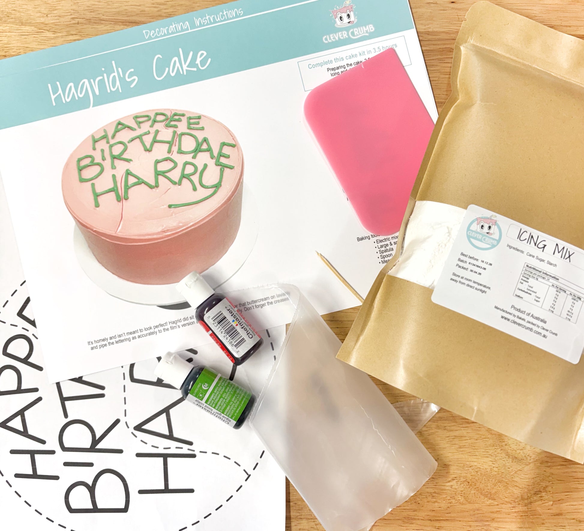 Wizards_Surprise_Cake_Decorating_Kit_Contents_Standard_Icing