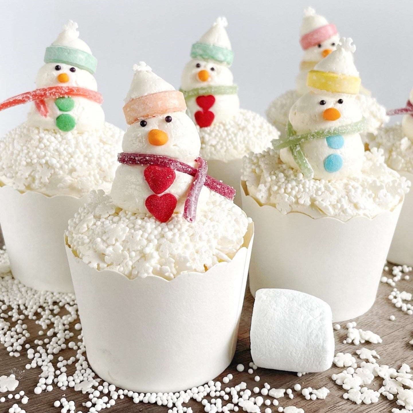 Frosty The Snowman, Snowmen Cupcakes, Christmas Cupcakes, Snowy Cupcakes, Xmas Cupcakes, DIY Cupcakes, DIY cupcake Kit, Festive Cupcake Kit.